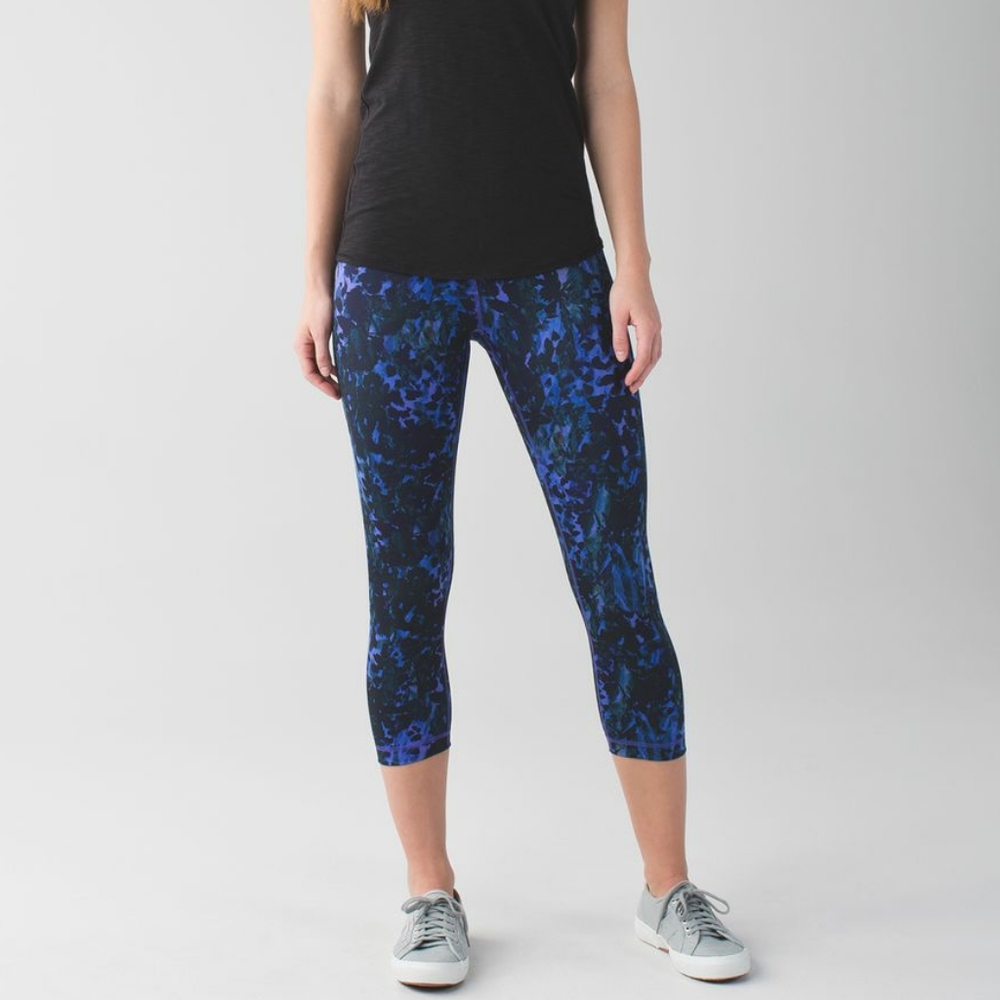 Lululemon Wunder Under Iris Floral Crop